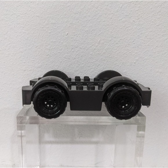 Mega Bloks Vehicle Base with Wheels Only - Picture 1 of 11